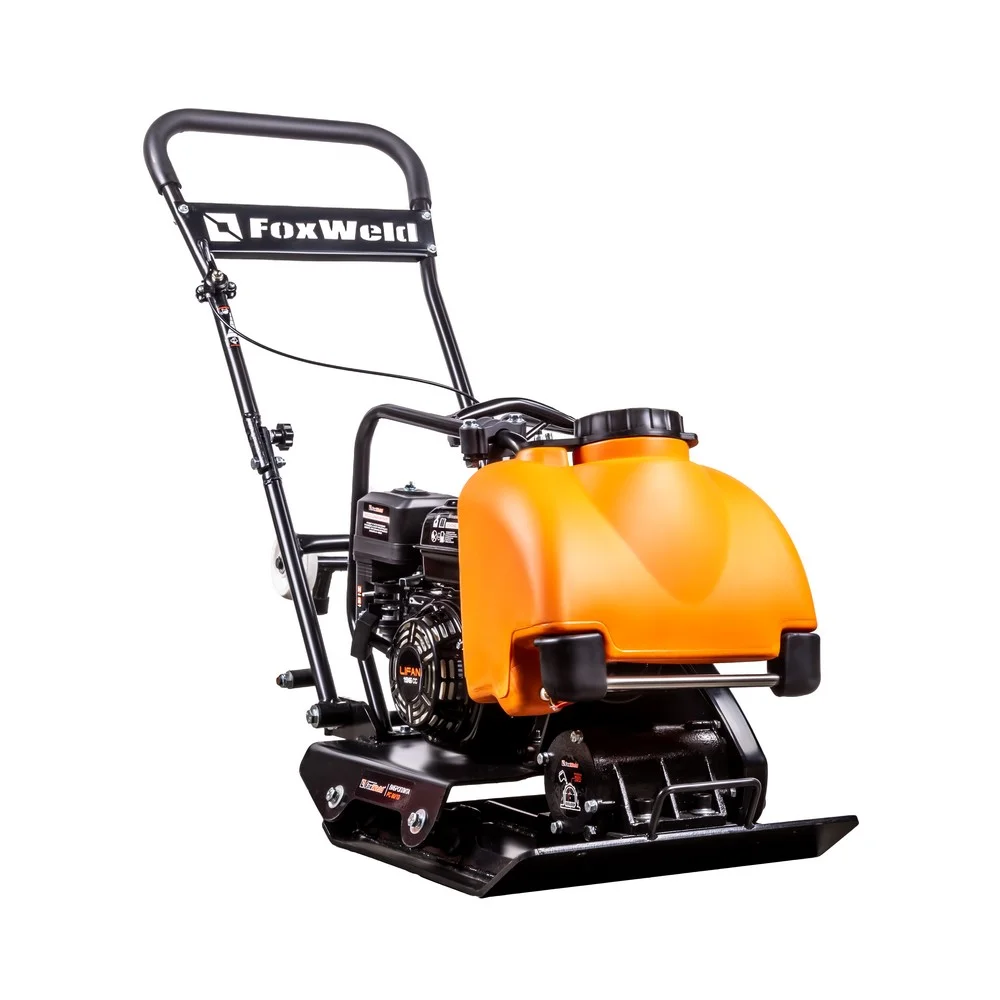 Виброплита FoxWeld PC 80/13, прямоходная, двигатель Lifan 168F-2, вес 80 кг, центробежная сила 13,5 кН, бак с водой, транспорт. колёса