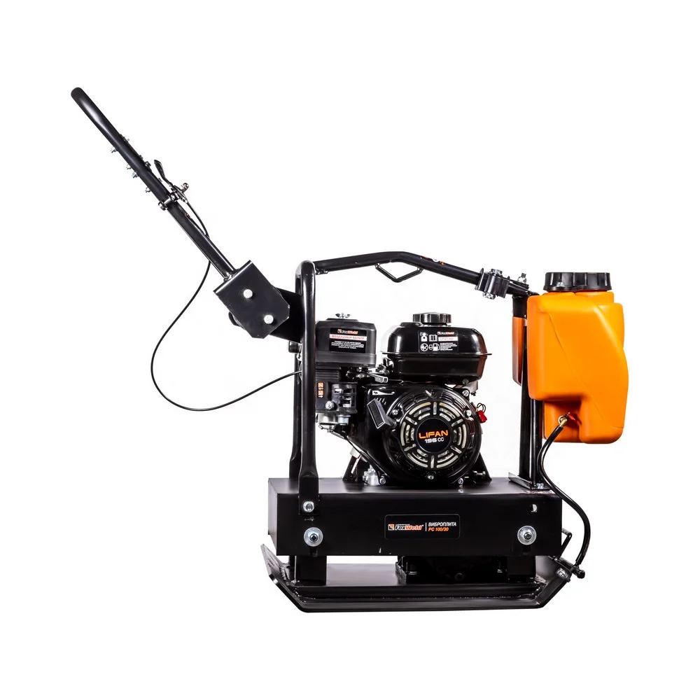 Виброплита FoxWeld PC 100/30, прямоходная, двигатель Lifan 168F-2, вес 100 кг, центробежная сила 30 кН, бак с водой, транспорт. колёса