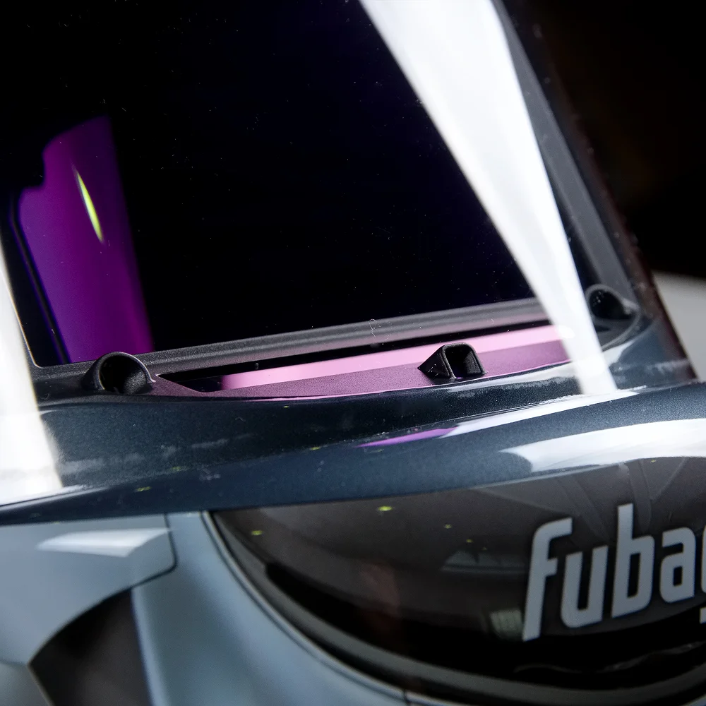 Маска сварщика Хамелеон с регулирующимся фильтром FUBAG IN 4-14G L